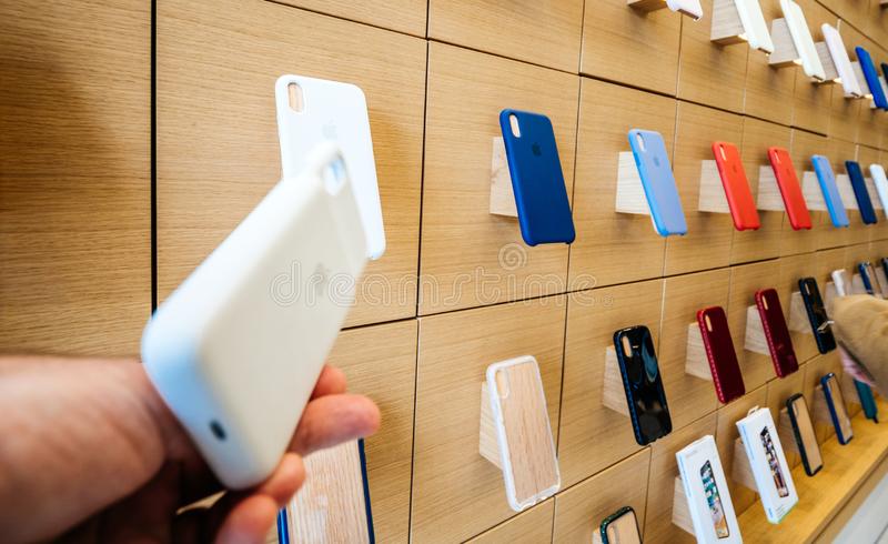 Top 3 Apple iPhone accessories for 2021
